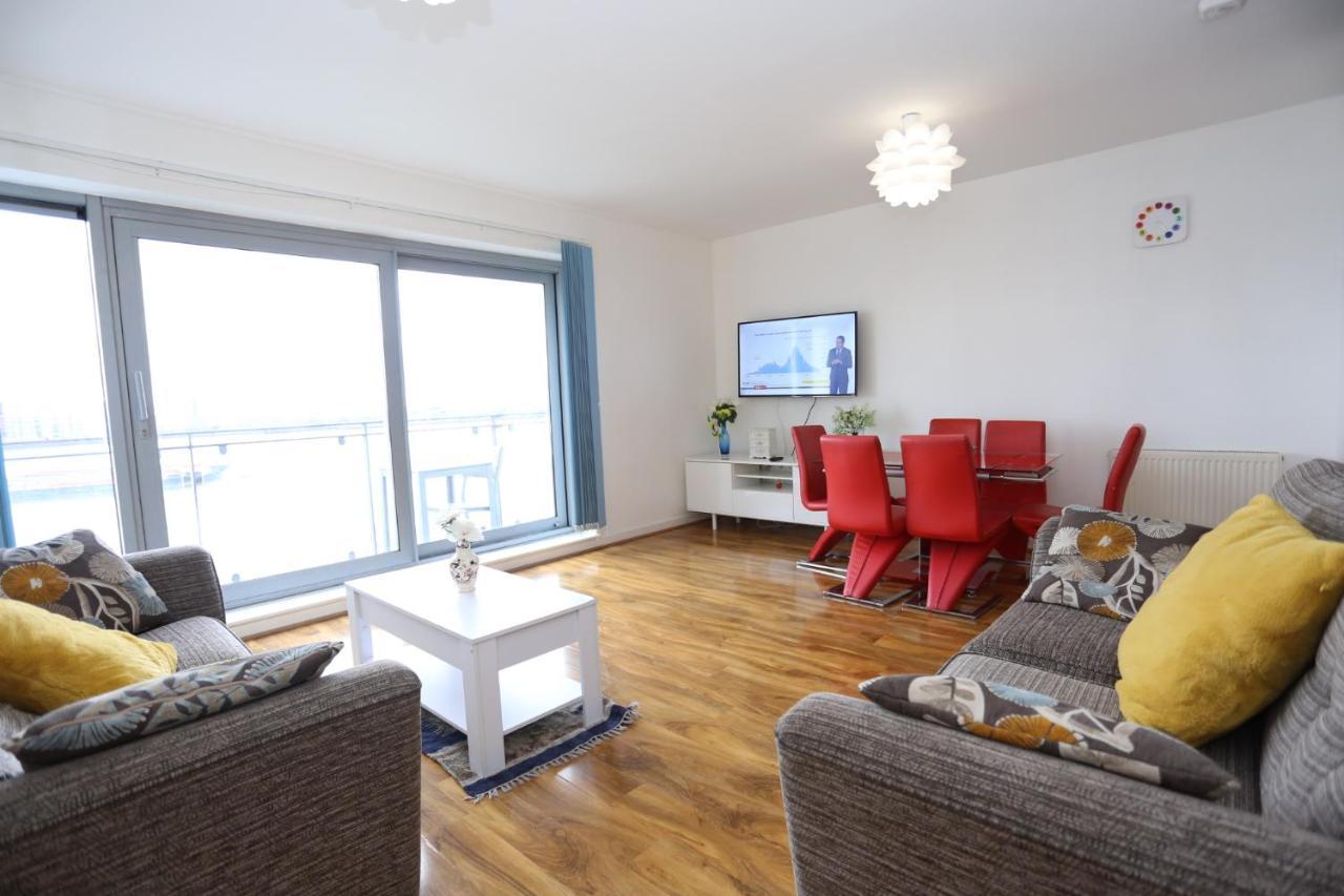 Lovely 2 Bed 2 Toilet Hill House River View Apartment Londra Dış mekan fotoğraf