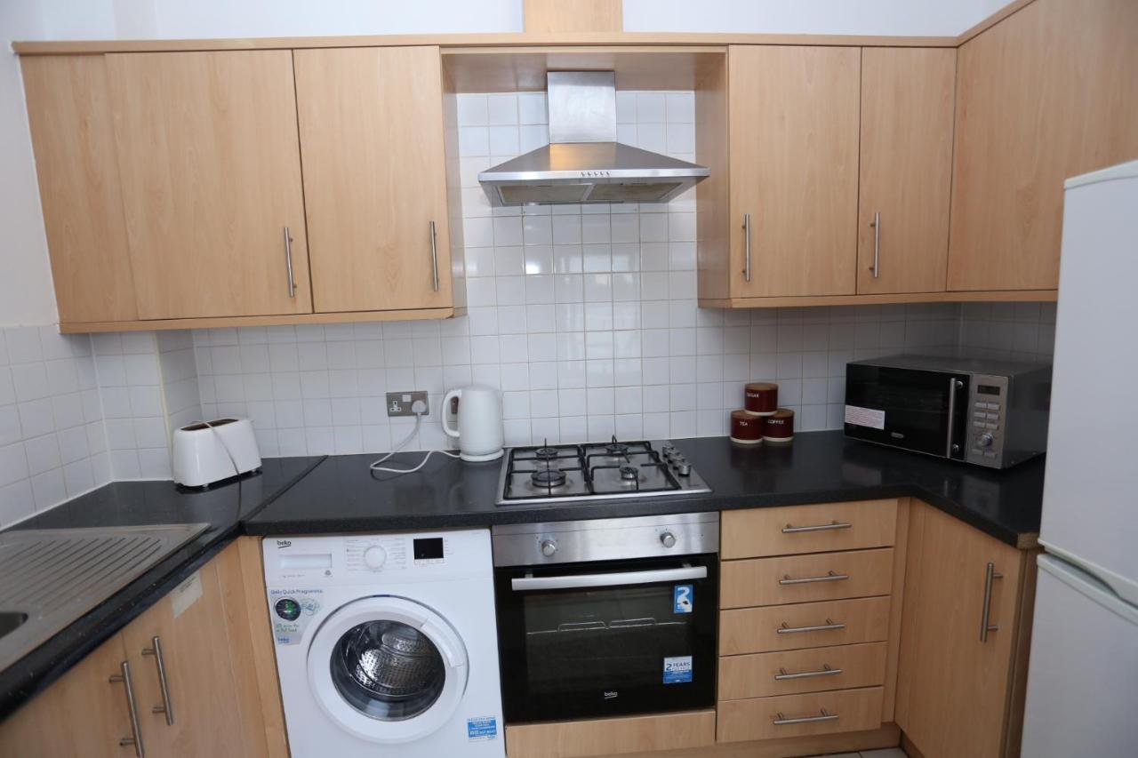 Lovely 2 Bed 2 Toilet Hill House River View Apartment Londra Dış mekan fotoğraf