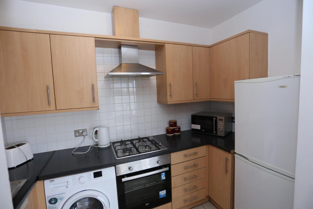 Lovely 2 Bed 2 Toilet Hill House River View Apartment Londra Dış mekan fotoğraf