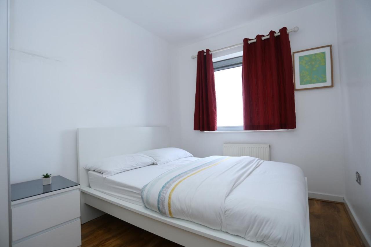 Lovely 2 Bed 2 Toilet Hill House River View Apartment Londra Dış mekan fotoğraf